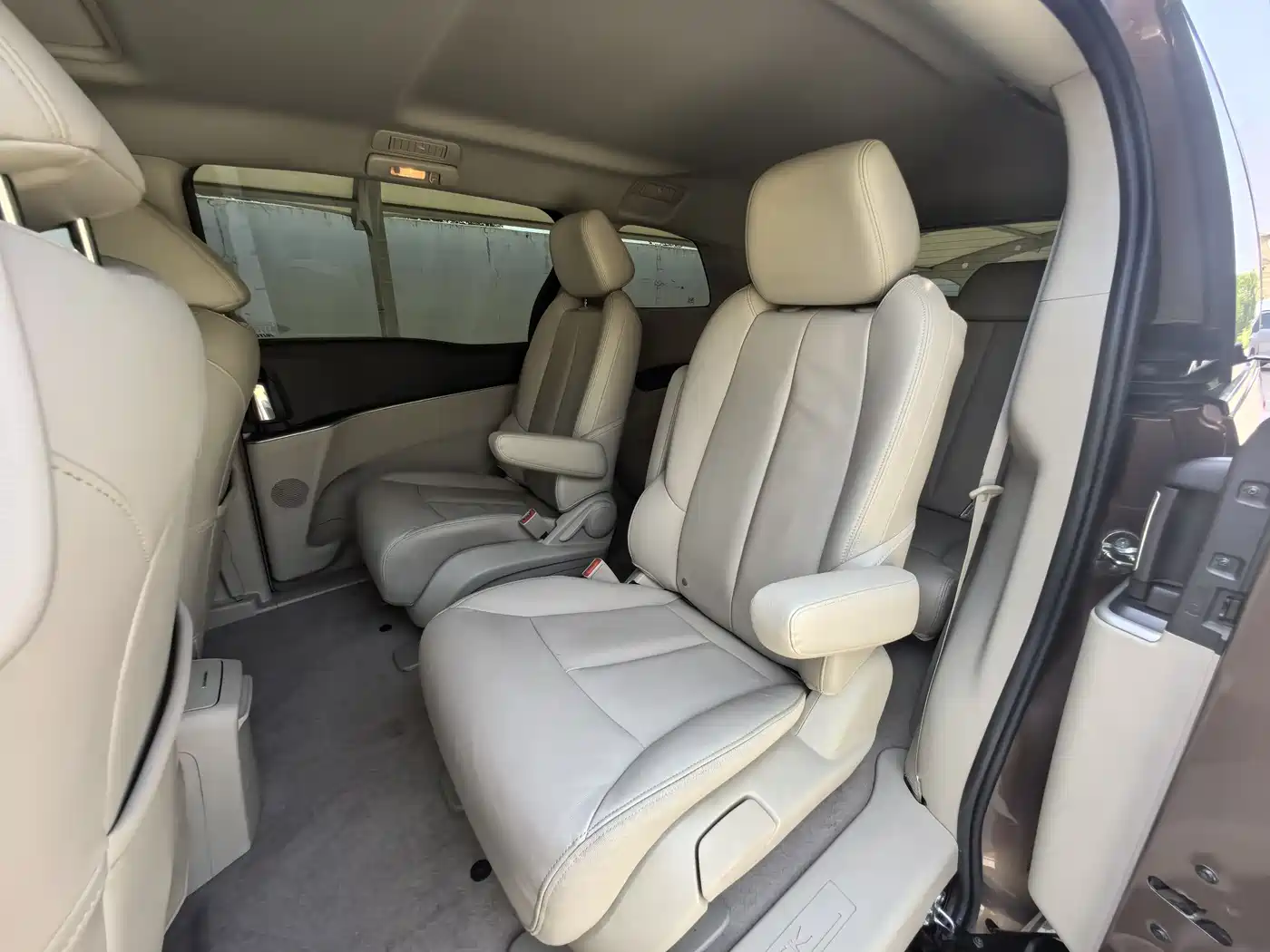 Buick GL8 2018 28T Luxury Model China VI фото 15