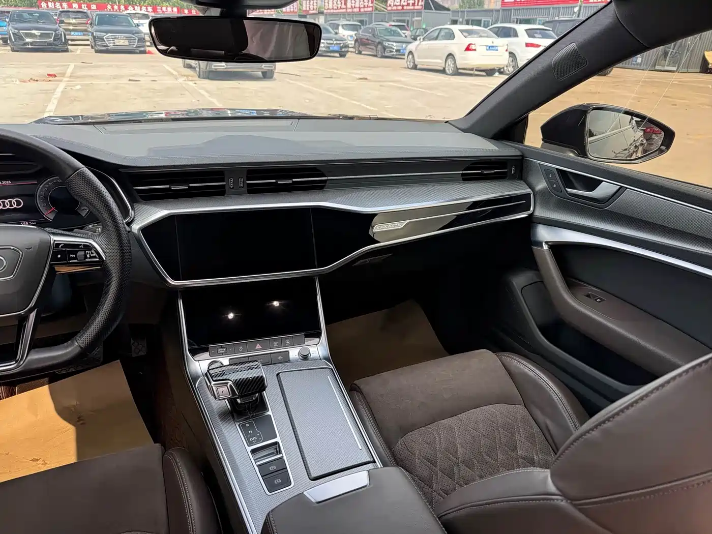 Photo 17 - Audi A7L