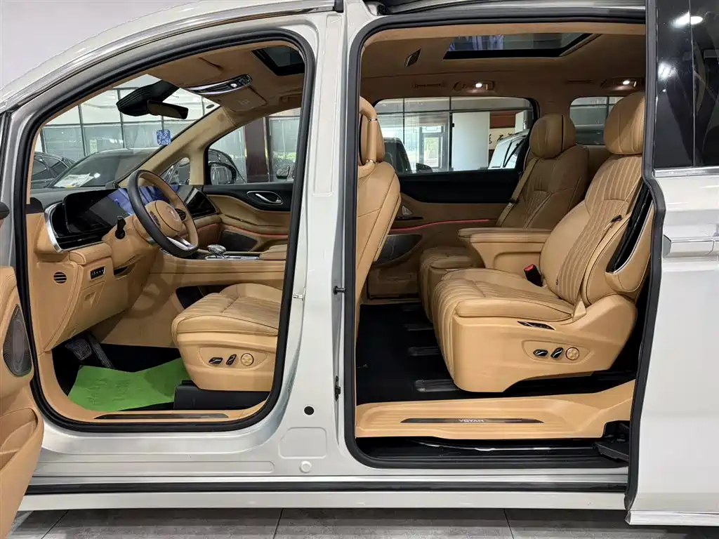 Voyah Auto Voyah Dreamer 2024 PHEV Extended Range Flagship Edition фото 8