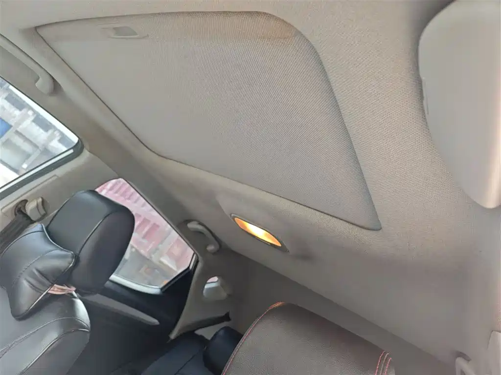 JAC Refine S3 2015 2014 1.5L CVT Luxury Smart