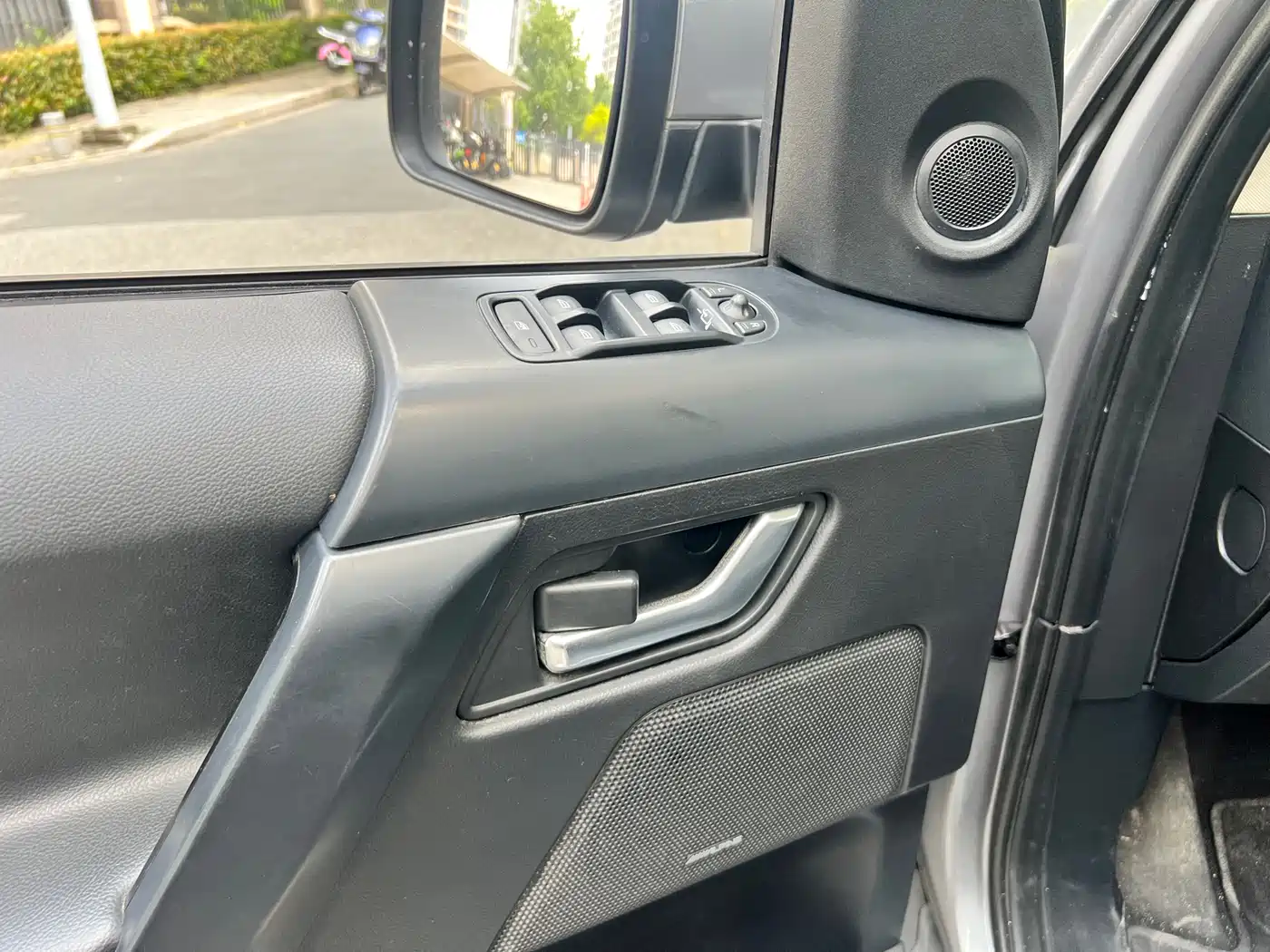 Land Rover Freelander 2 2012 2.0T Si4 SE Petrol фото 19