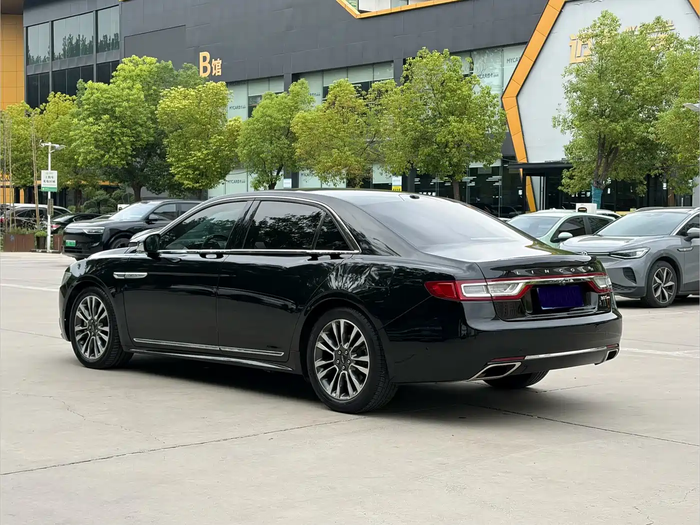 Lincoln Continental 2018 2017 3.0T AWD Prestige Edition