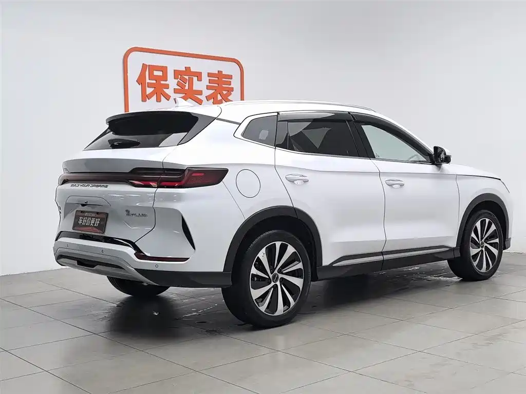 BYD Song PLUS PHEV 2024 Glory Edition DM-i 110km Flagship фото 2