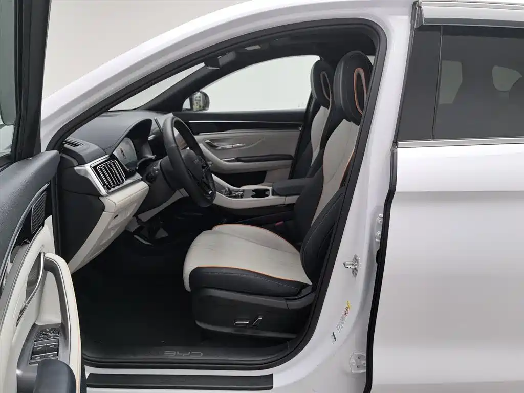 BYD Song PLUS PHEV 2024 Glory Edition DM-i 110km Flagship фото 10