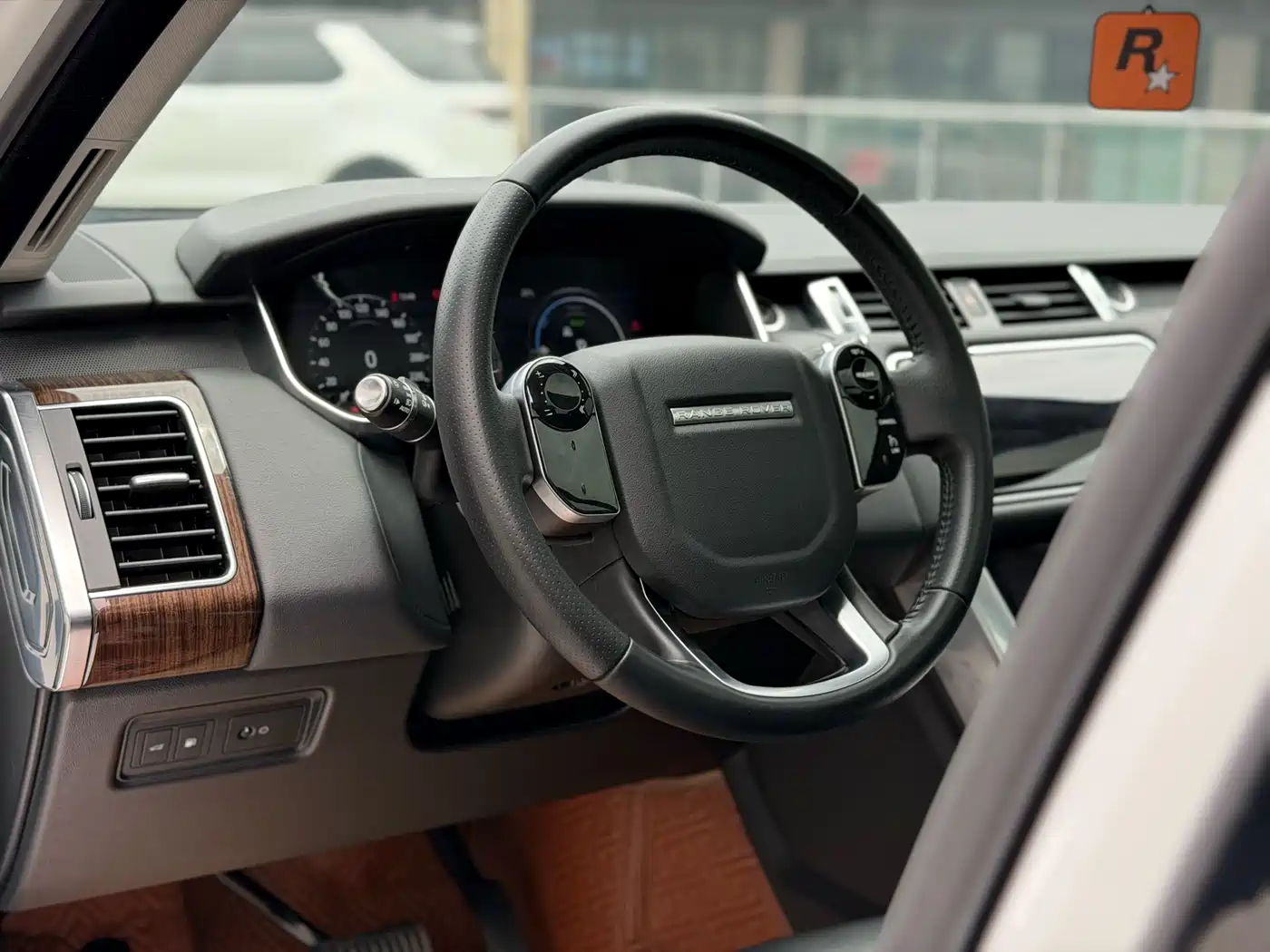 Land Rover Range Rover Sport PHEV 2018 Model P400e фото 6
