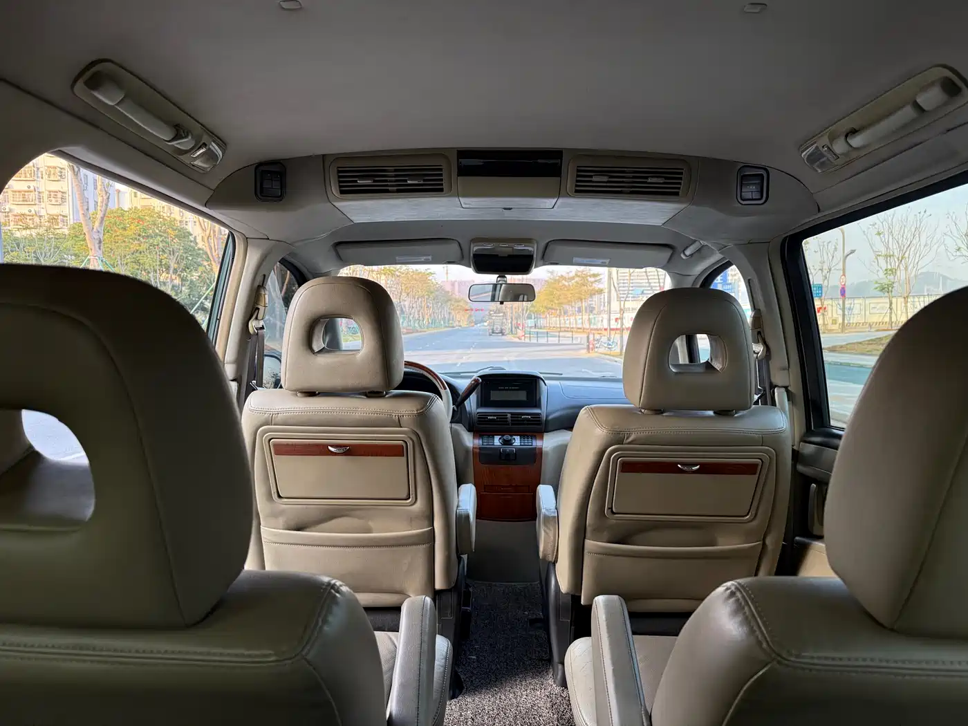 Dongfeng Yuxuan 2010 2009 2.5L Auto Luxury Edition