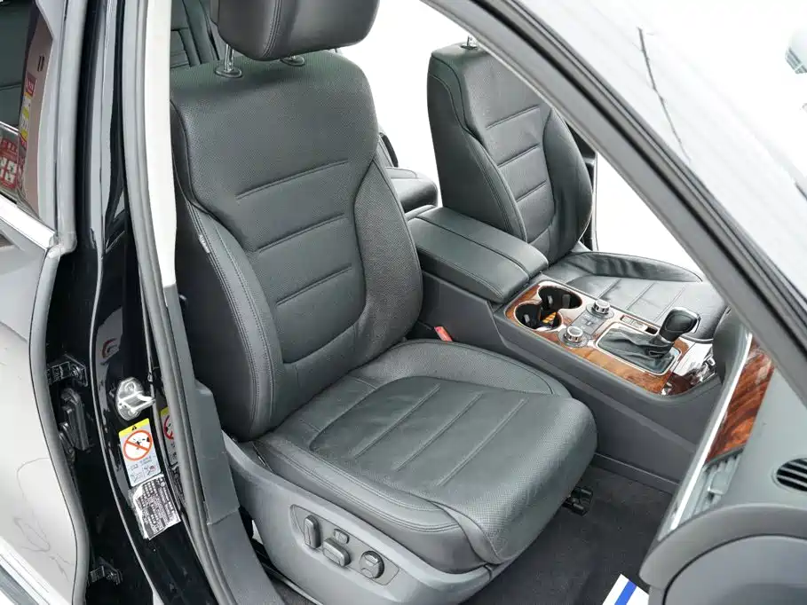 Volkswagen Touareg 2013 2011 3.0TSI Hybrid
