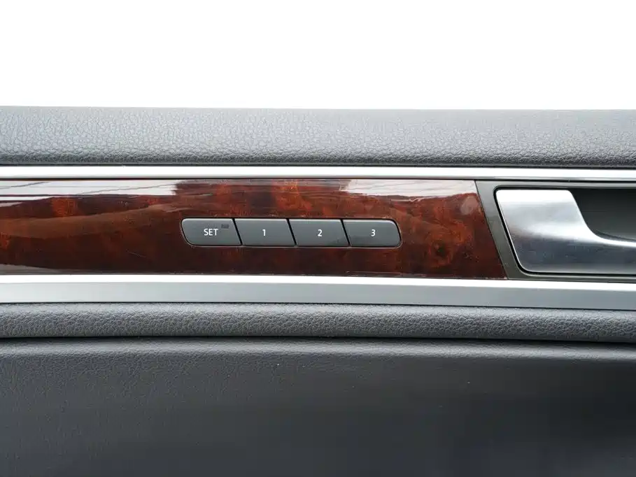 Volkswagen Touareg 2013 2011 3.0TSI Hybrid
