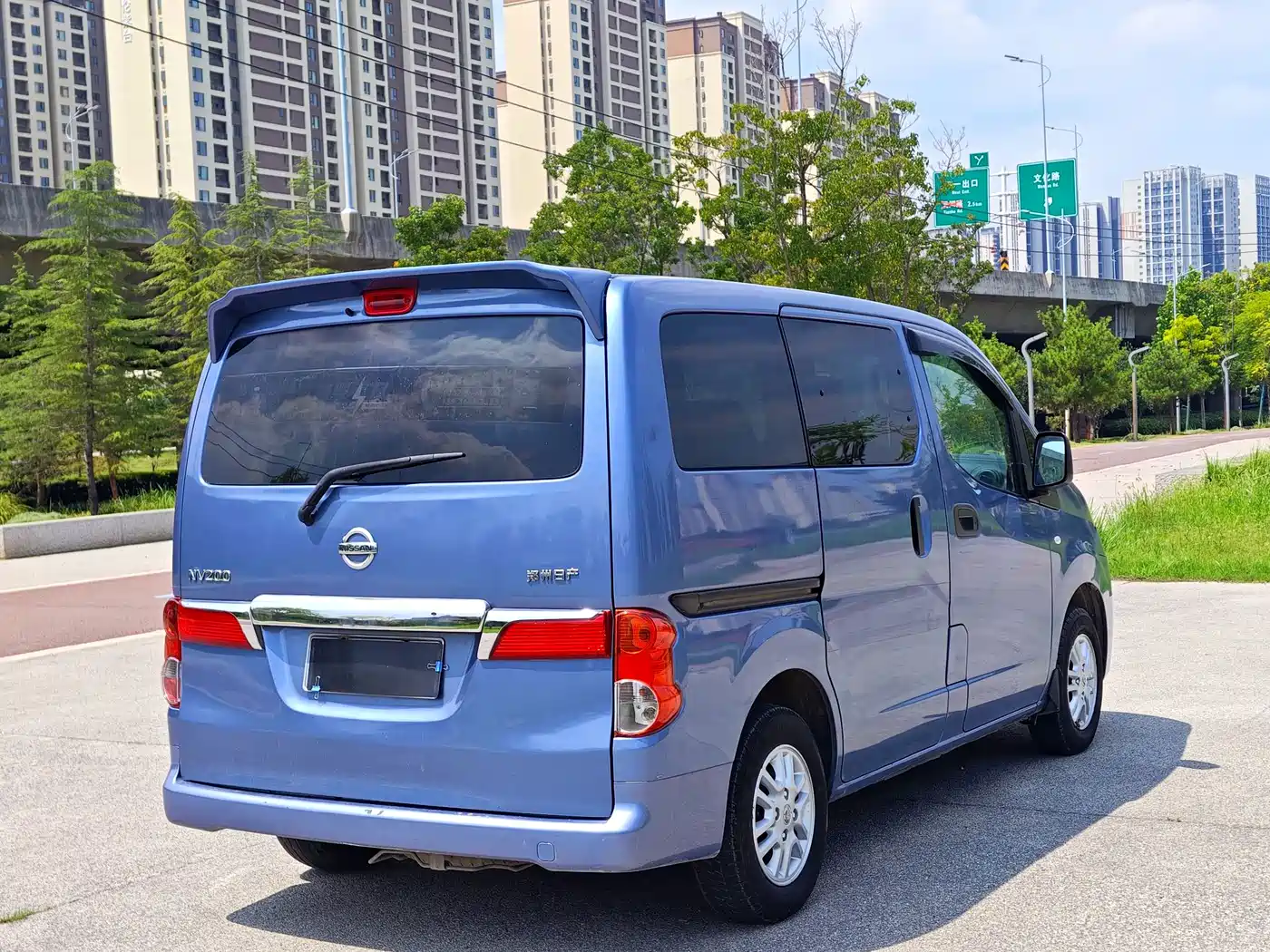 Nissan NV200 2013 2013 1.6L Premium (China IV)