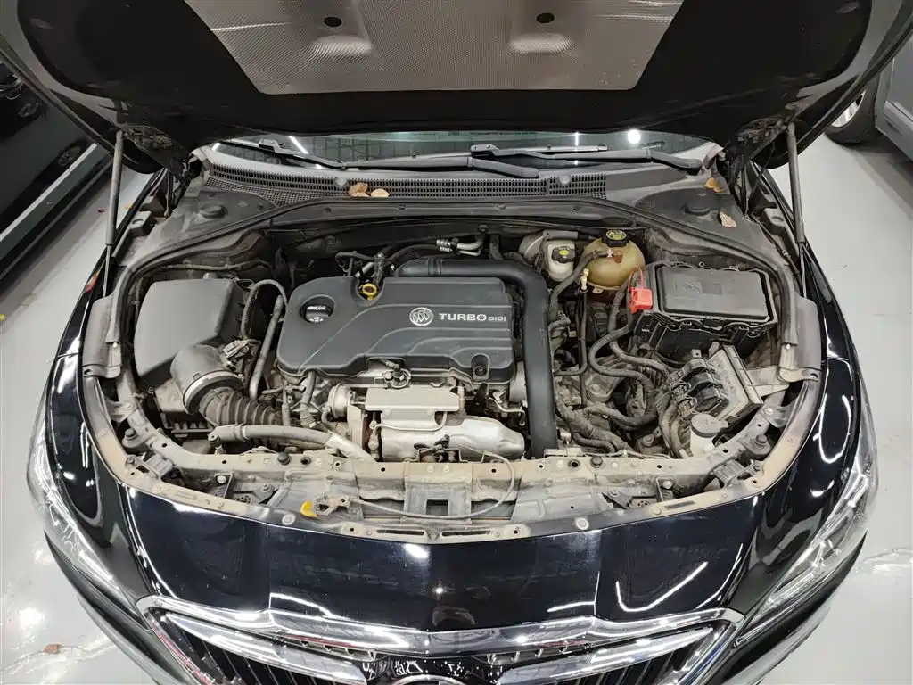 Buick LaCrosse 2018 Model 20T Elite Edition фото 17