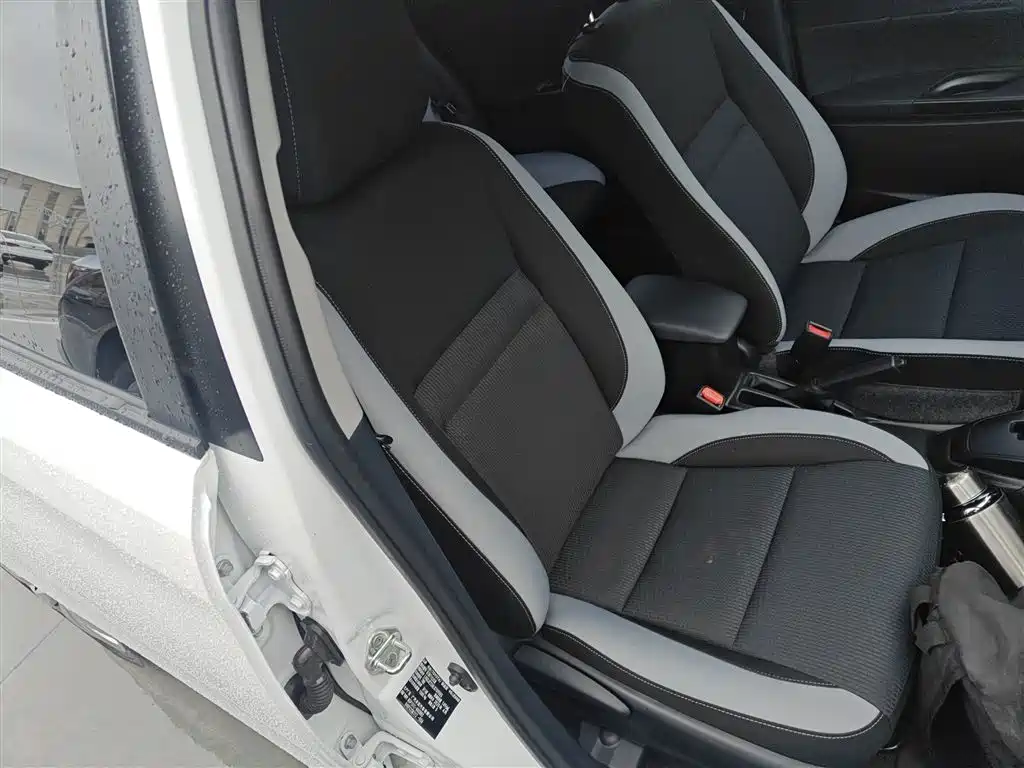 Toyota YARiS L Zhi Xuan 2020 1.5L CVT Leading Edition фото 25