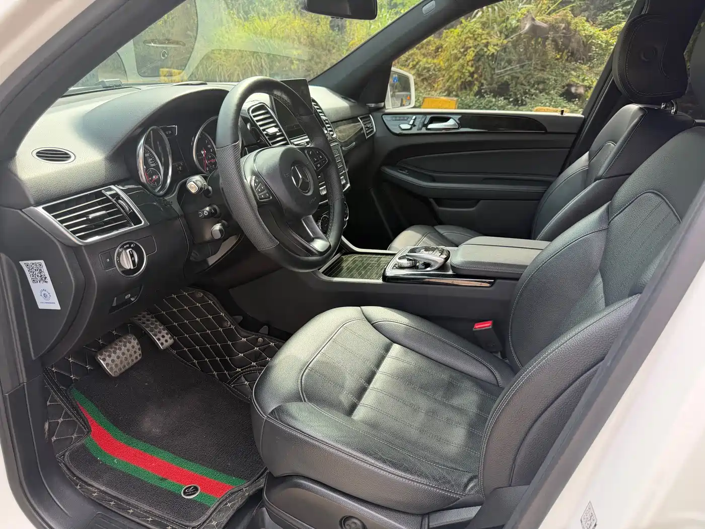 Mercedes-Benz GLE 2018 GLE 400 4MATIC Ultimate Edition фото 4