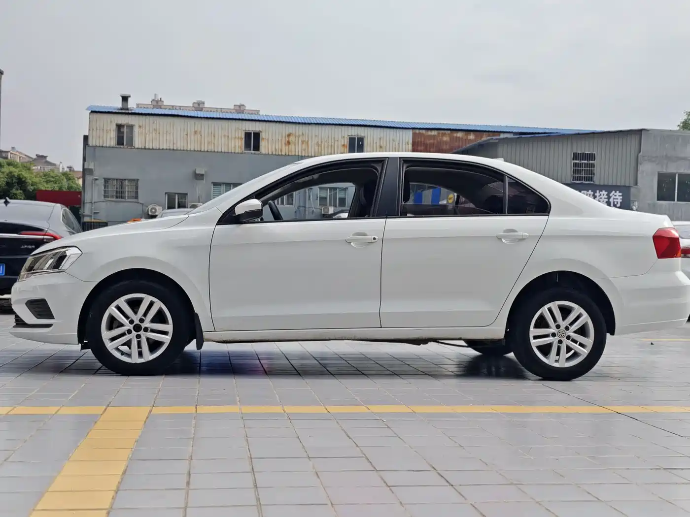 Volkswagen Jetta 2019 Dream Edition 1.5L Auto Fashion фото 4
