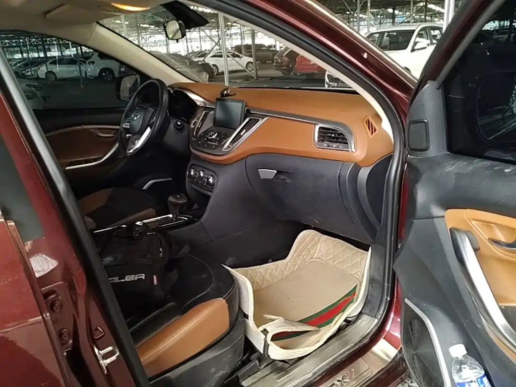 Soueast DX7 2017 2017 1.5T Automatic Luxury