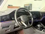Фото 20 - Volkswagen Touareg