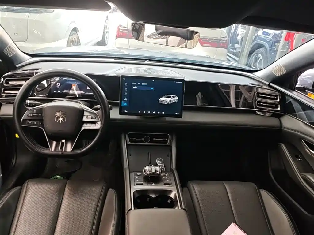 BYD Qin L 2024 DM-i 80KM Superior фото 10