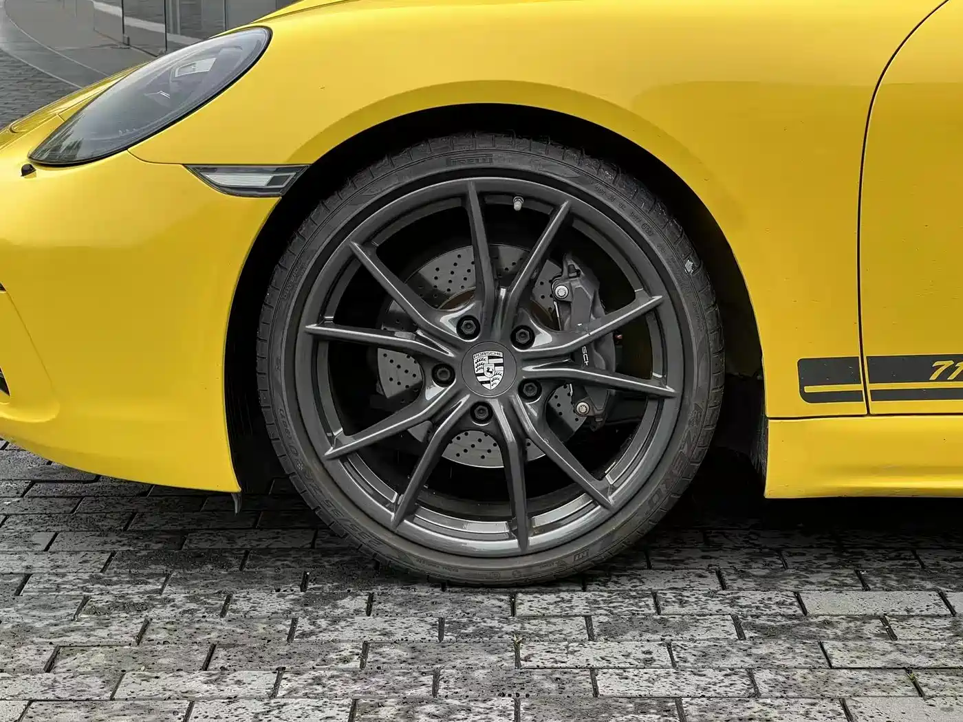 Porsche 718 2022 Cayman T 2.0T фото 11