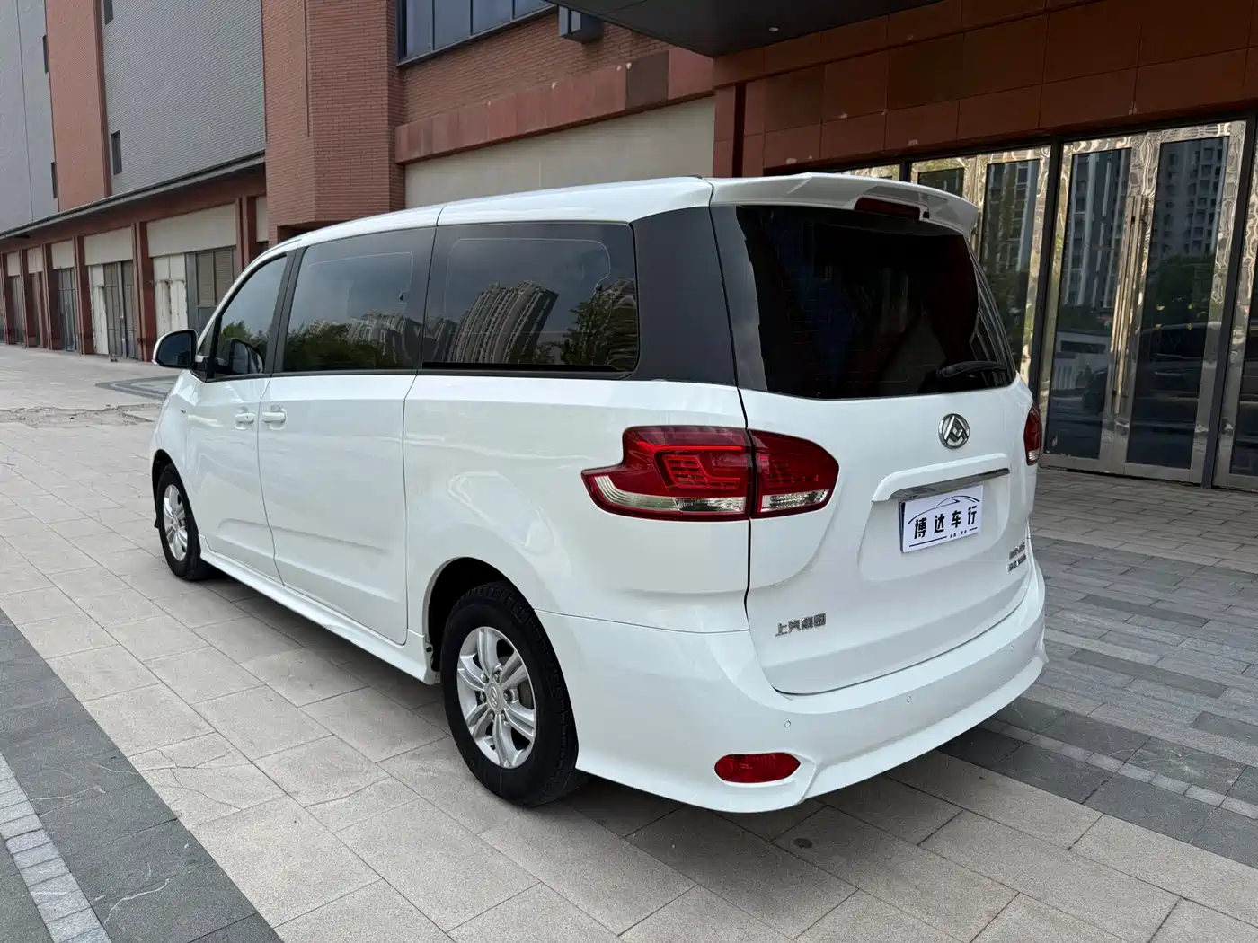 SAIC Maxus Maxus G10 2022 2022 2.0T Auto Smart Edition Petrol 7-Seater