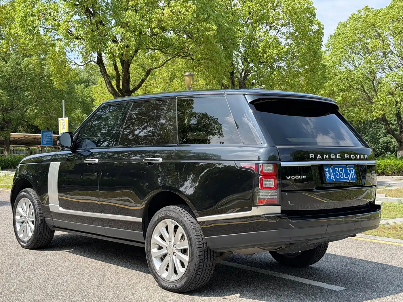 Фото 22 - Land Rover Range Rover