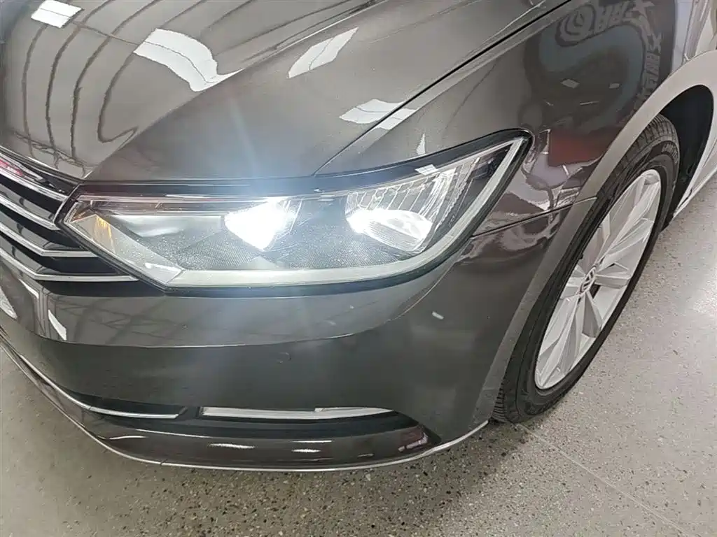 Volkswagen Magotan 2018 330TSI DSG Leading фото 24