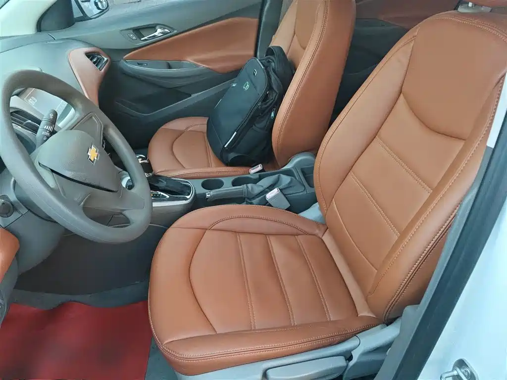 Chevrolet Cruze 2016 1.5L Automatic Fashion Sunroof Edition фото 15