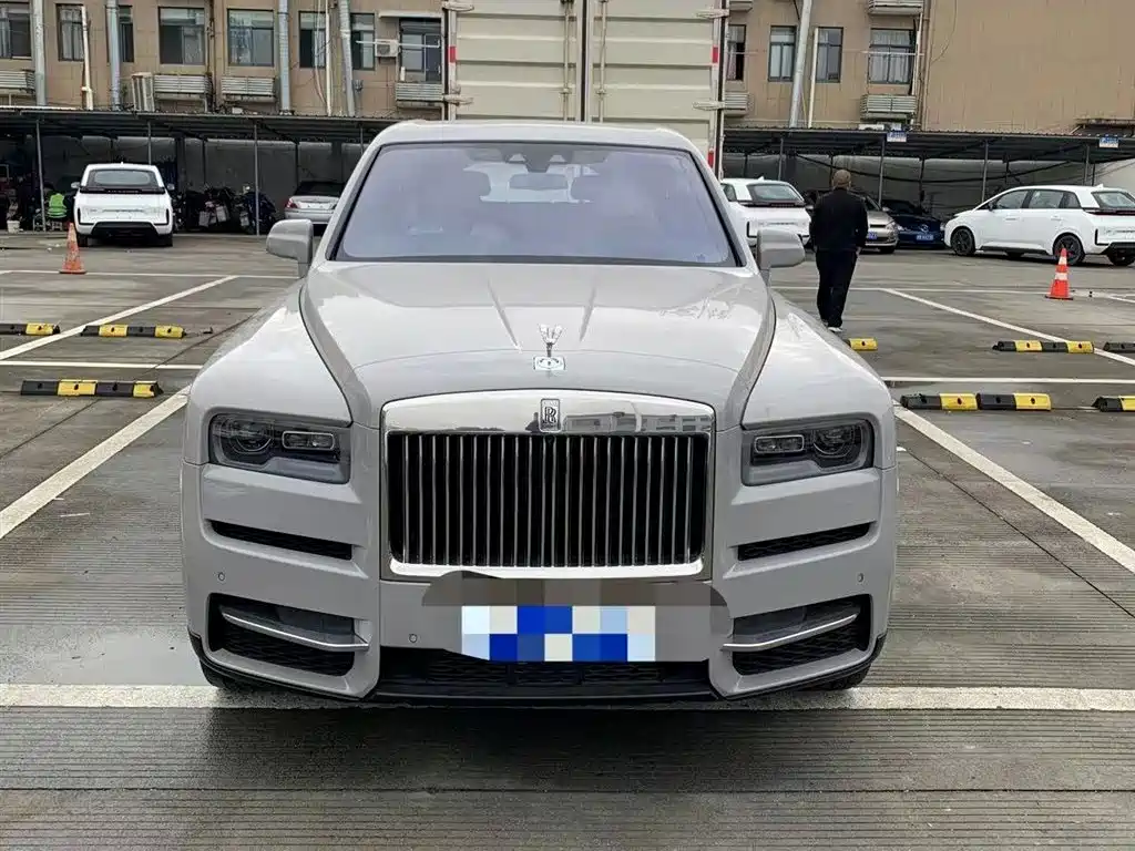 ROLLS-ROYCE CULLINAN