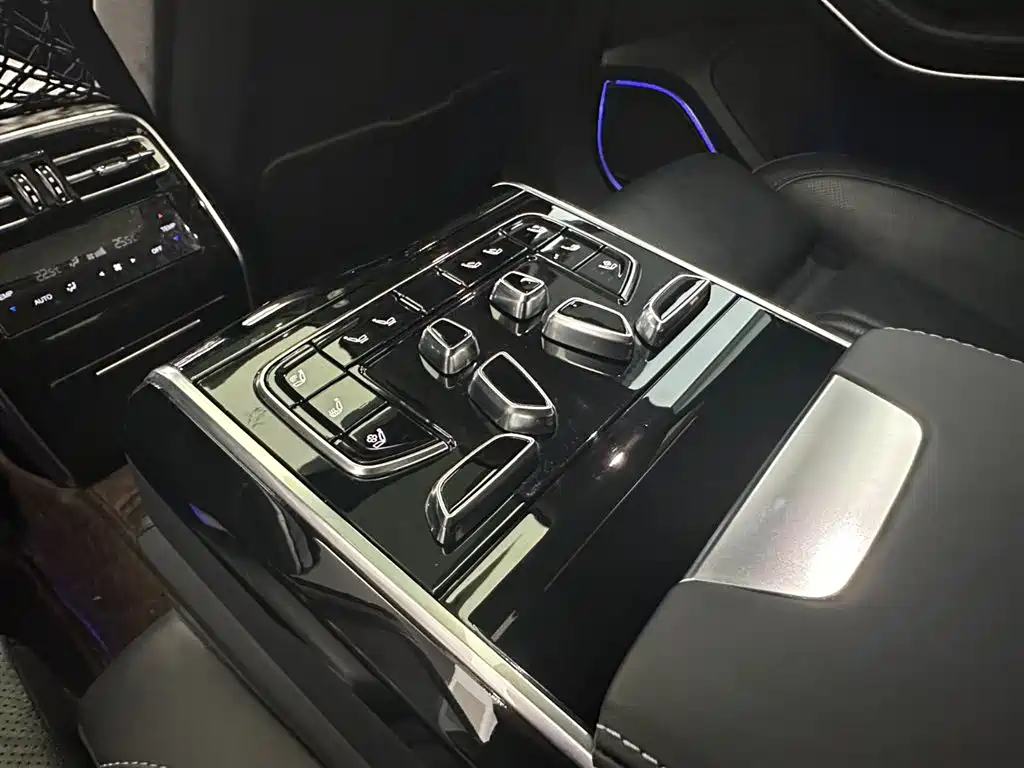Hongqi H9 2020 2020 2.0T Smart Connection Qi Chang Edition