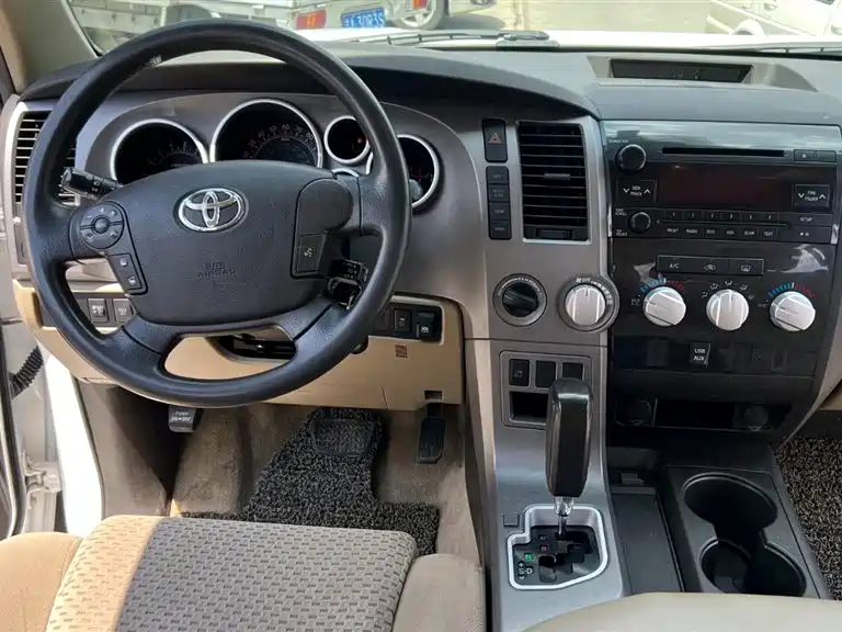 Toyota Tundra 2011 5.7 Standard Model фото 10