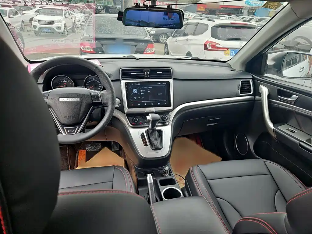 Haval M6 2019 1.5T DCT 2WD Urban Type China VI фото 13