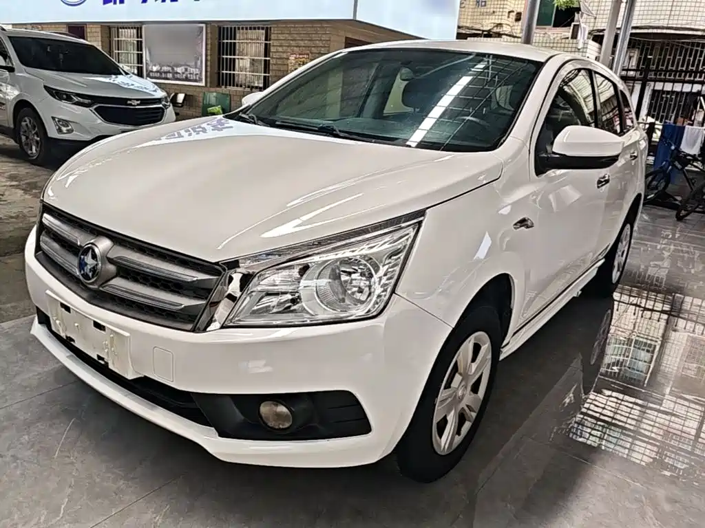 Venucia T70 2016 2015 1.6L Manual Ruixing Edition