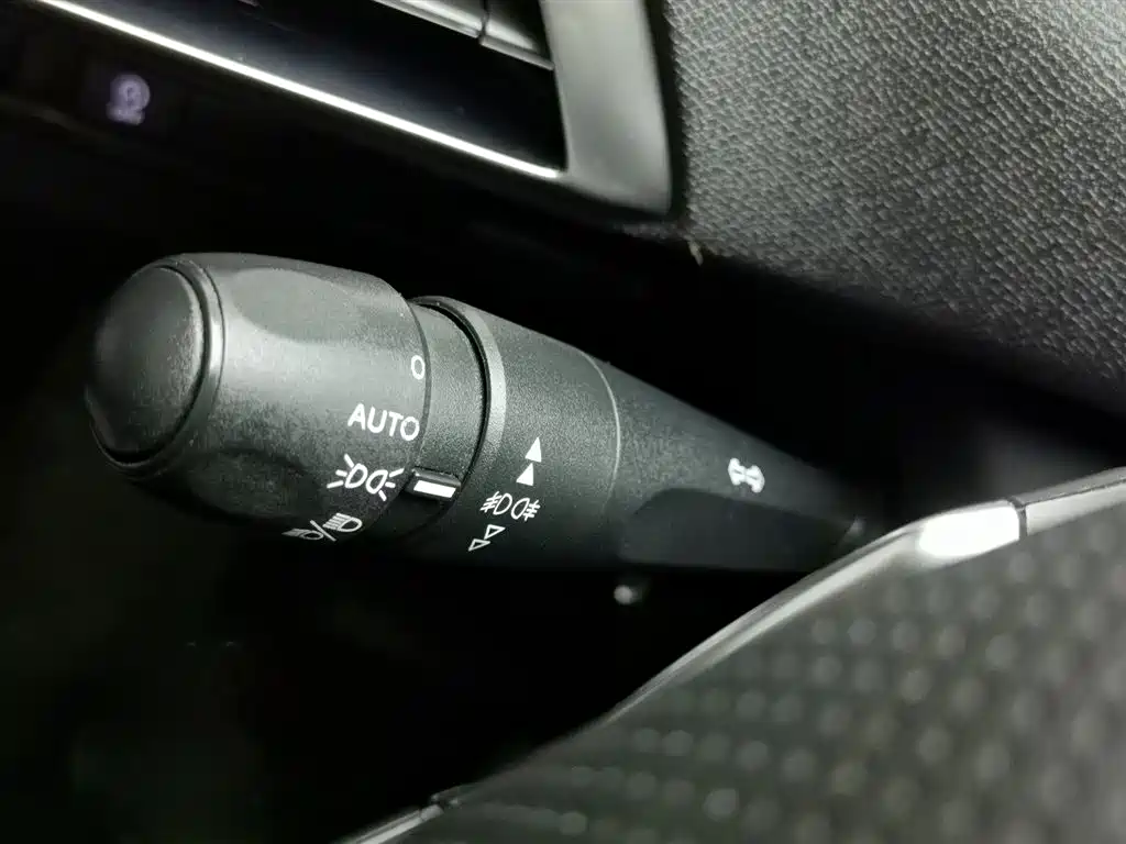 Peugeot 5008 2017 380THP 7-Seater Unlimited Edition фото 21