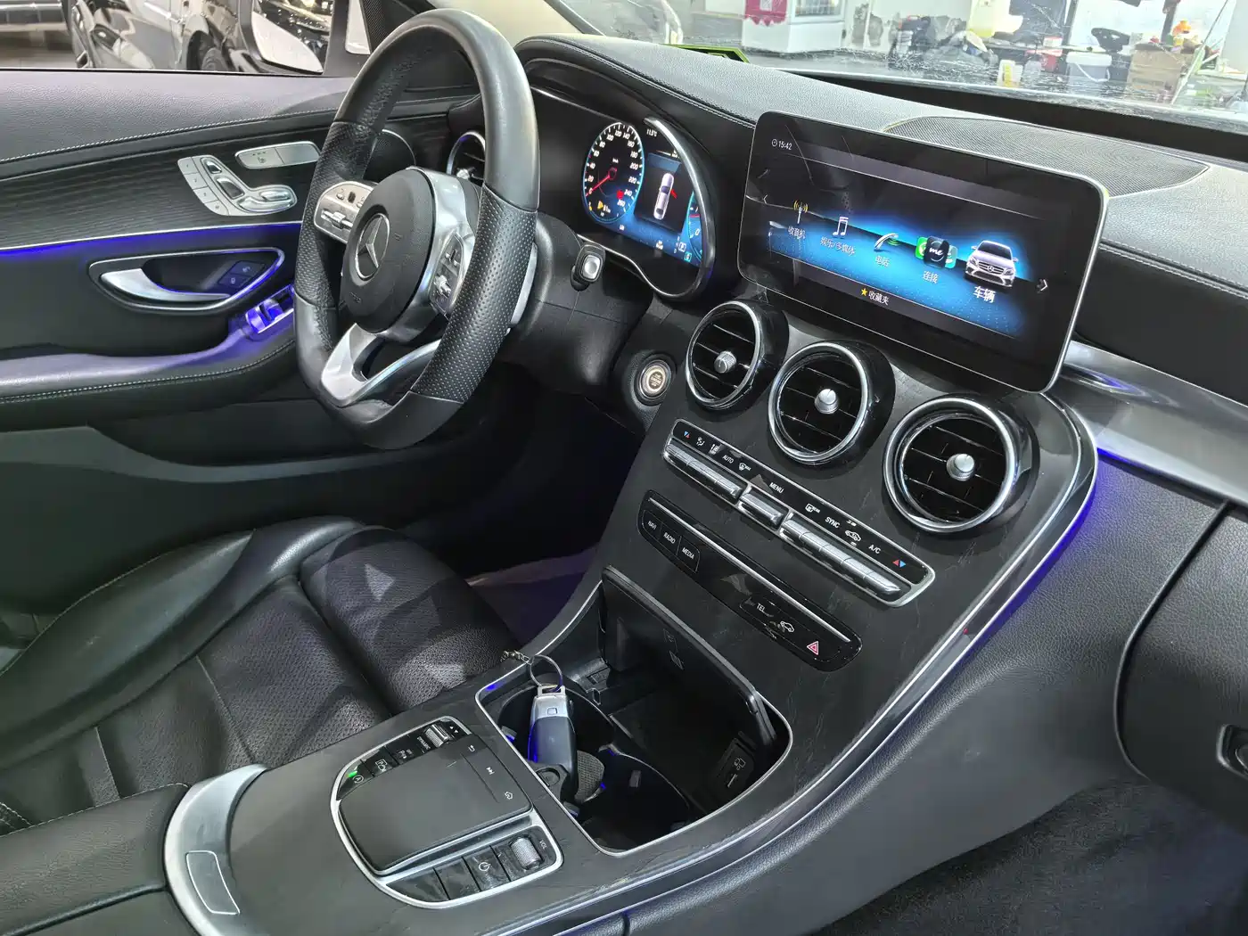 Mercedes-Benz C-Class 2020 Facelift C 260 L Sport фото 13