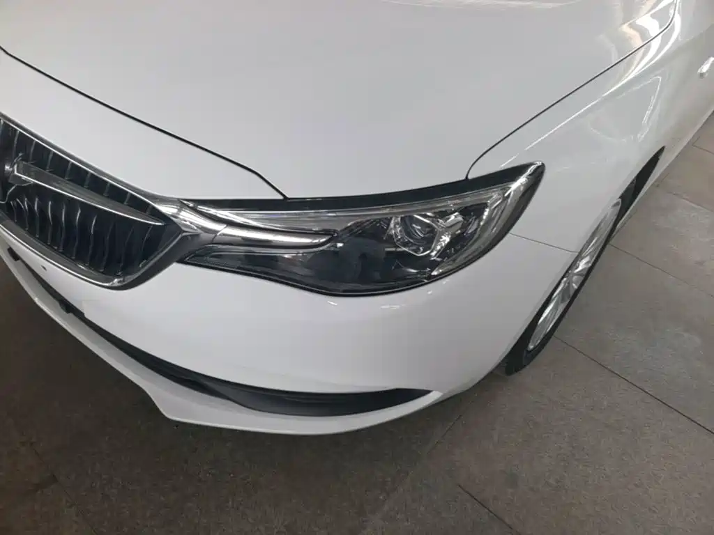 Фото 24 - Buick Excelle