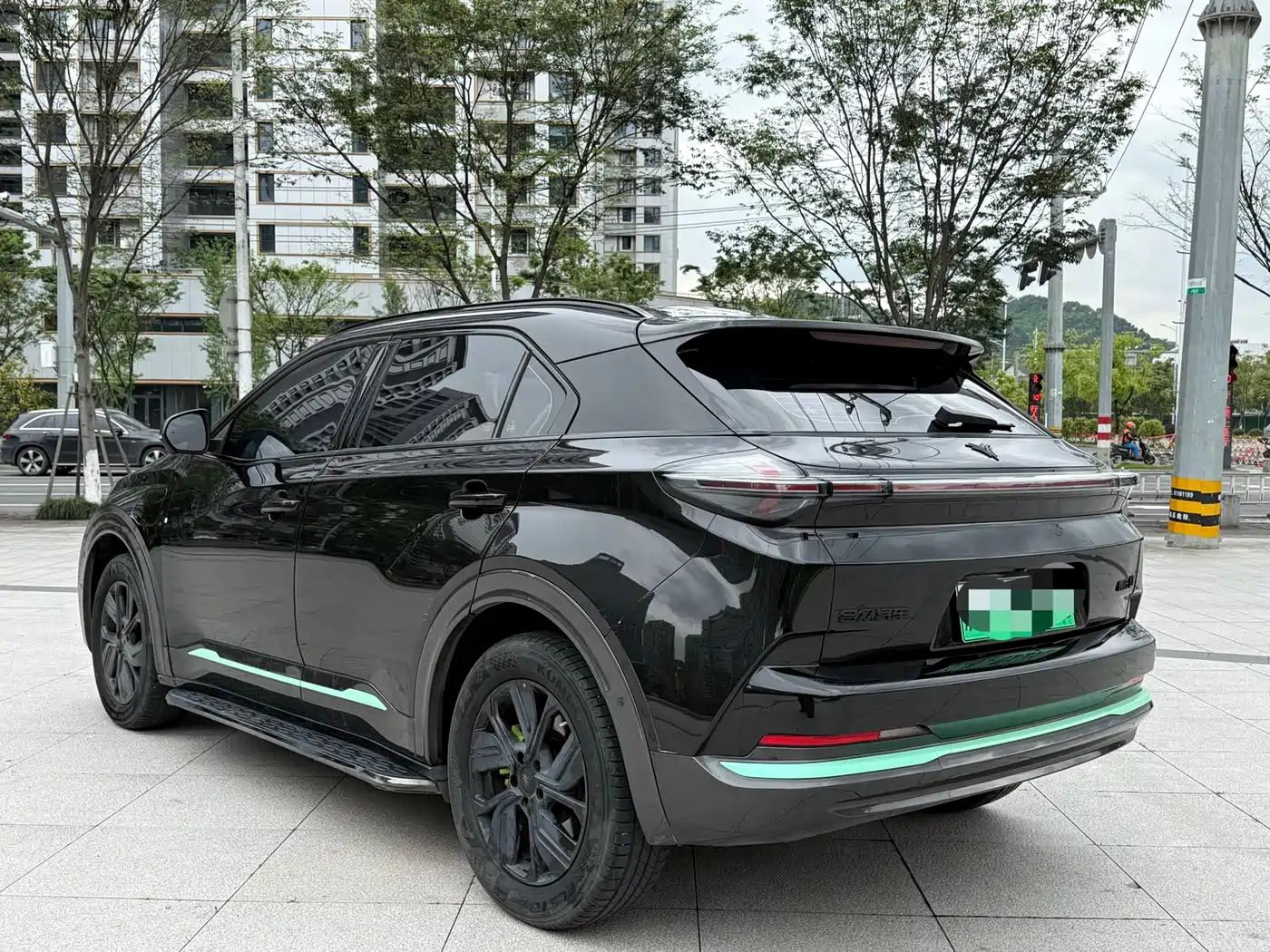 NEZHA AUTOMOBILE NEZHA U