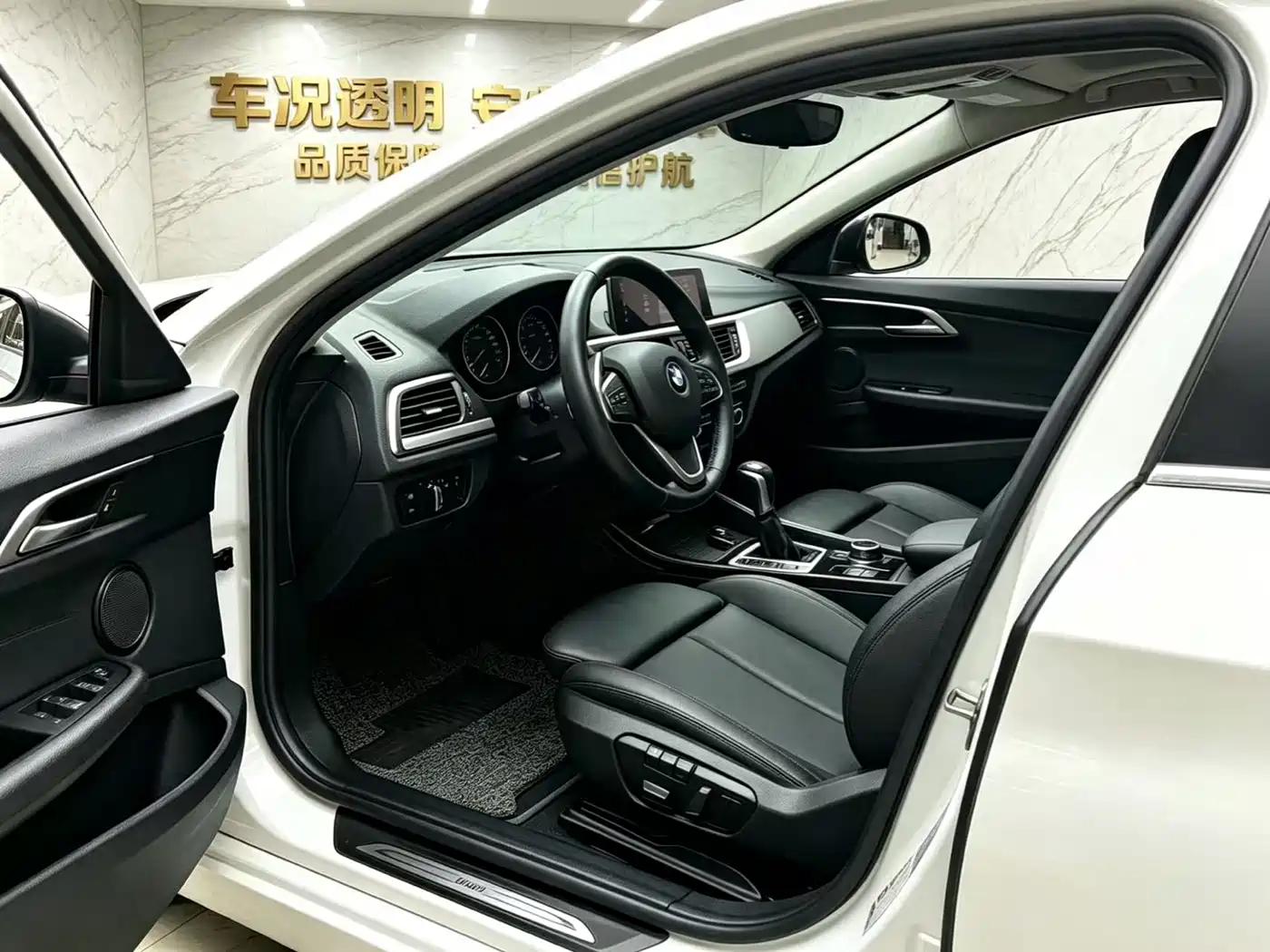 BMW 1 Series 2018 120i Design Package фото 7