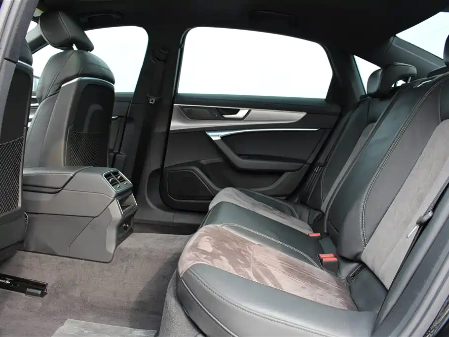 Audi A6L 2020 40 TFSI Luxury Dynamic фото 17