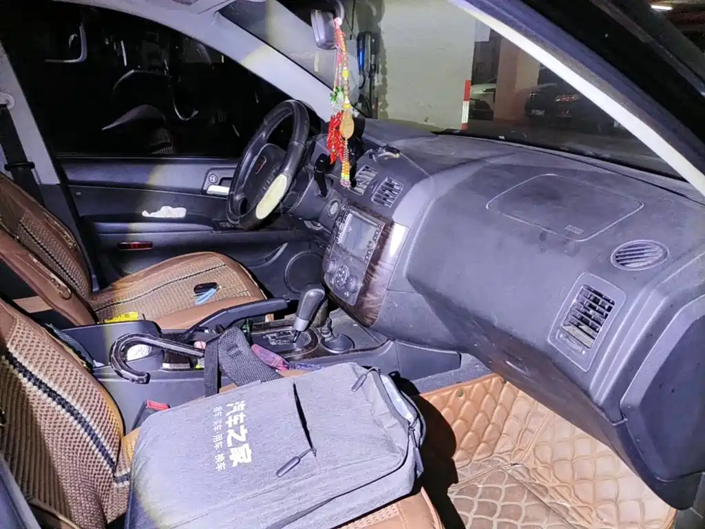 Roewe W5 2014 2013 1.8T 4WD Automatic Executive Edition