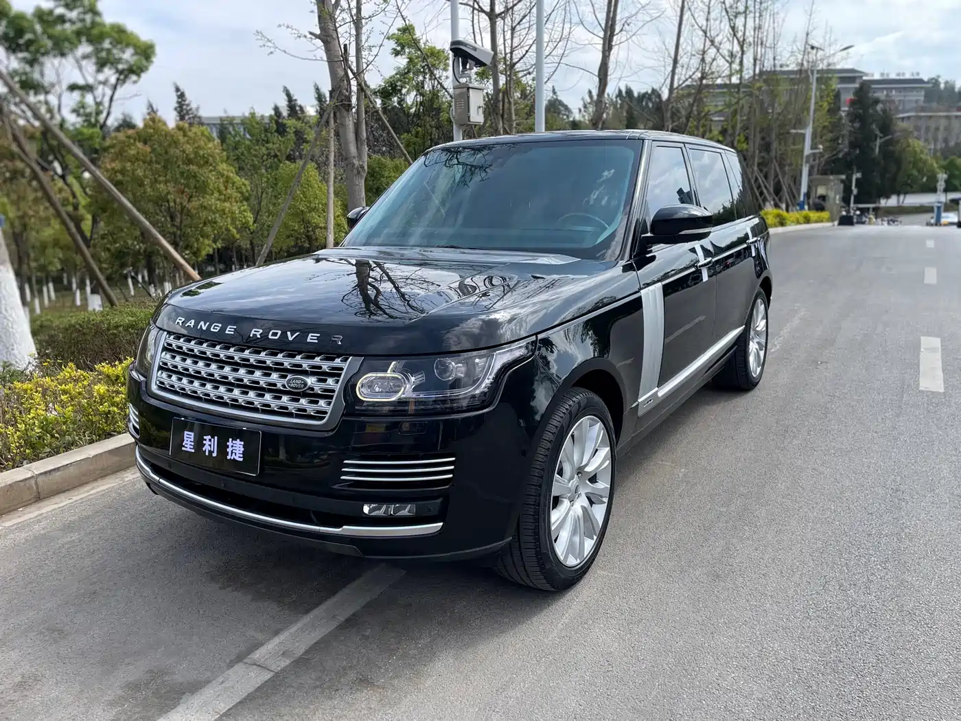 Land Rover Range Rover 2016 2016 3.0 SC V6 Vogue SE Autobiography LWB