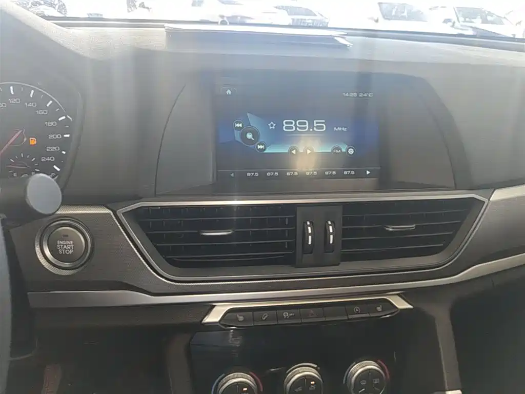 Haval H6 2018 Sport Edition 1.5T Automatic 2WD Elite China V фото 13