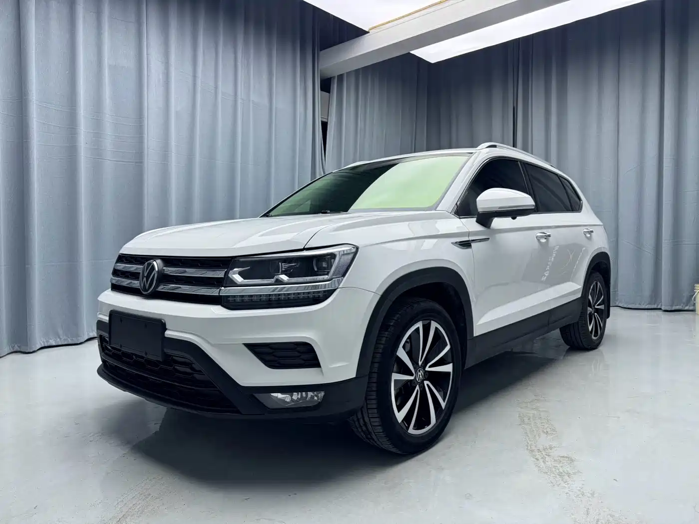 Volkswagen Tharu 2022 280TSI FWD Luxury Edition