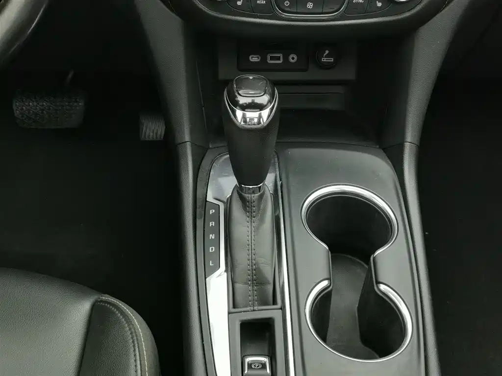 CHEVROLET EXPLORER