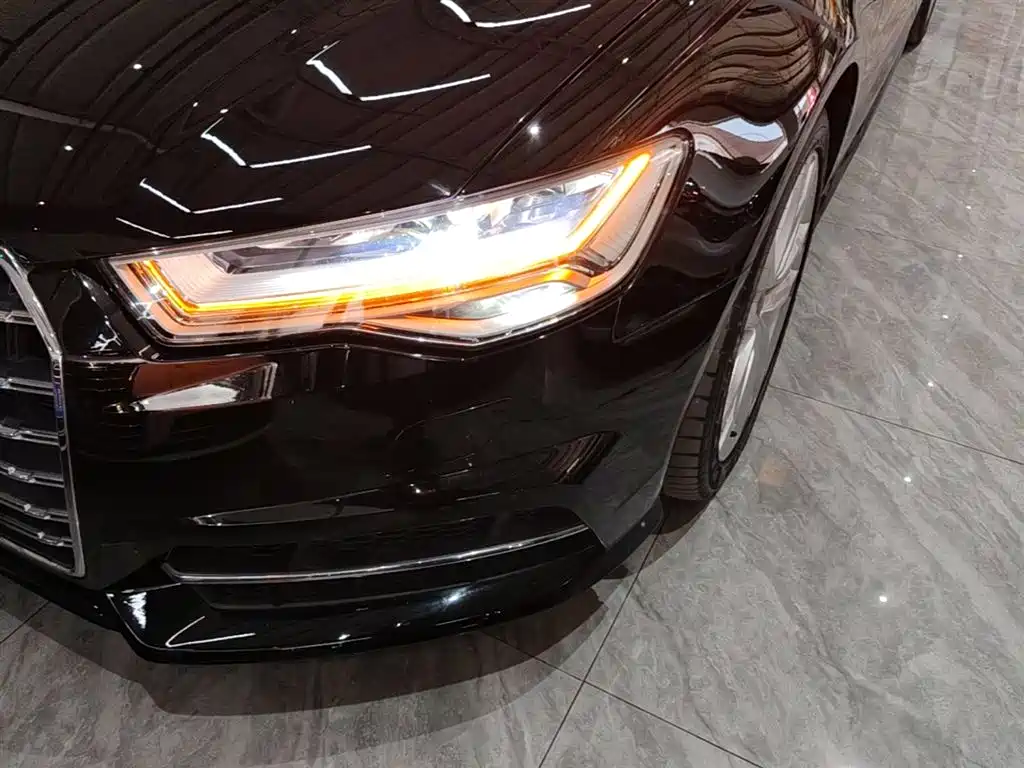 Audi A6L 2018 30th Anniversary 45 TFSI quattro Sport фото 24