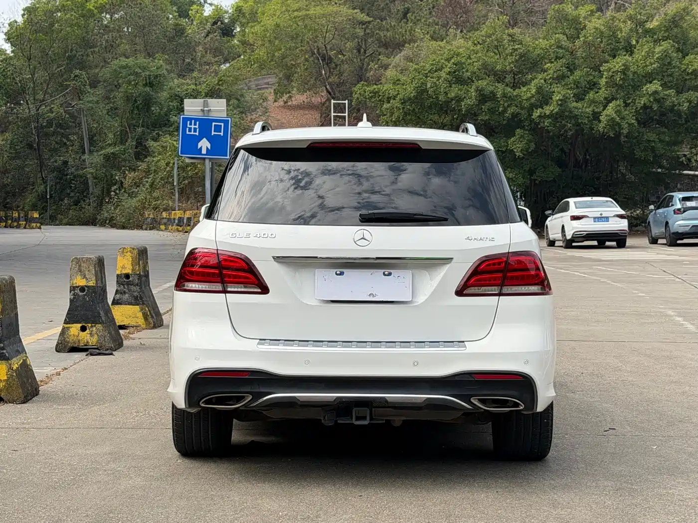 Mercedes-Benz GLE 2018 GLE 400 4MATIC Ultimate Edition фото 14