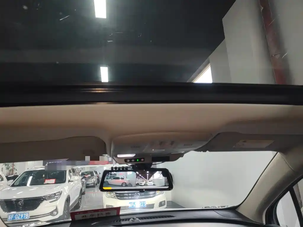 Buick Envision Plus 2019 28T AWD Elite Model China VI фото 14
