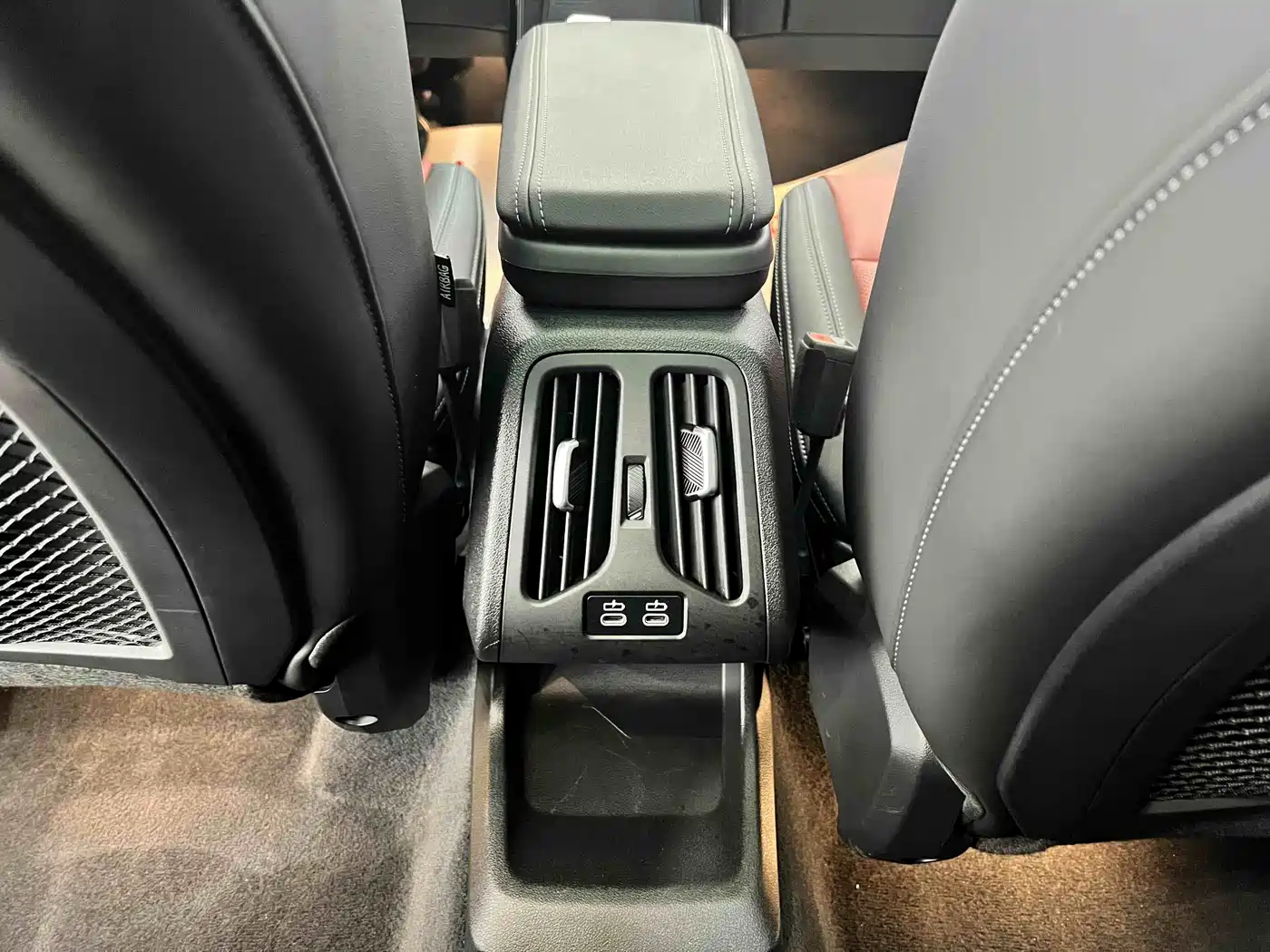 BMW X1 2023 sDrive20Li X Design Package фото 12