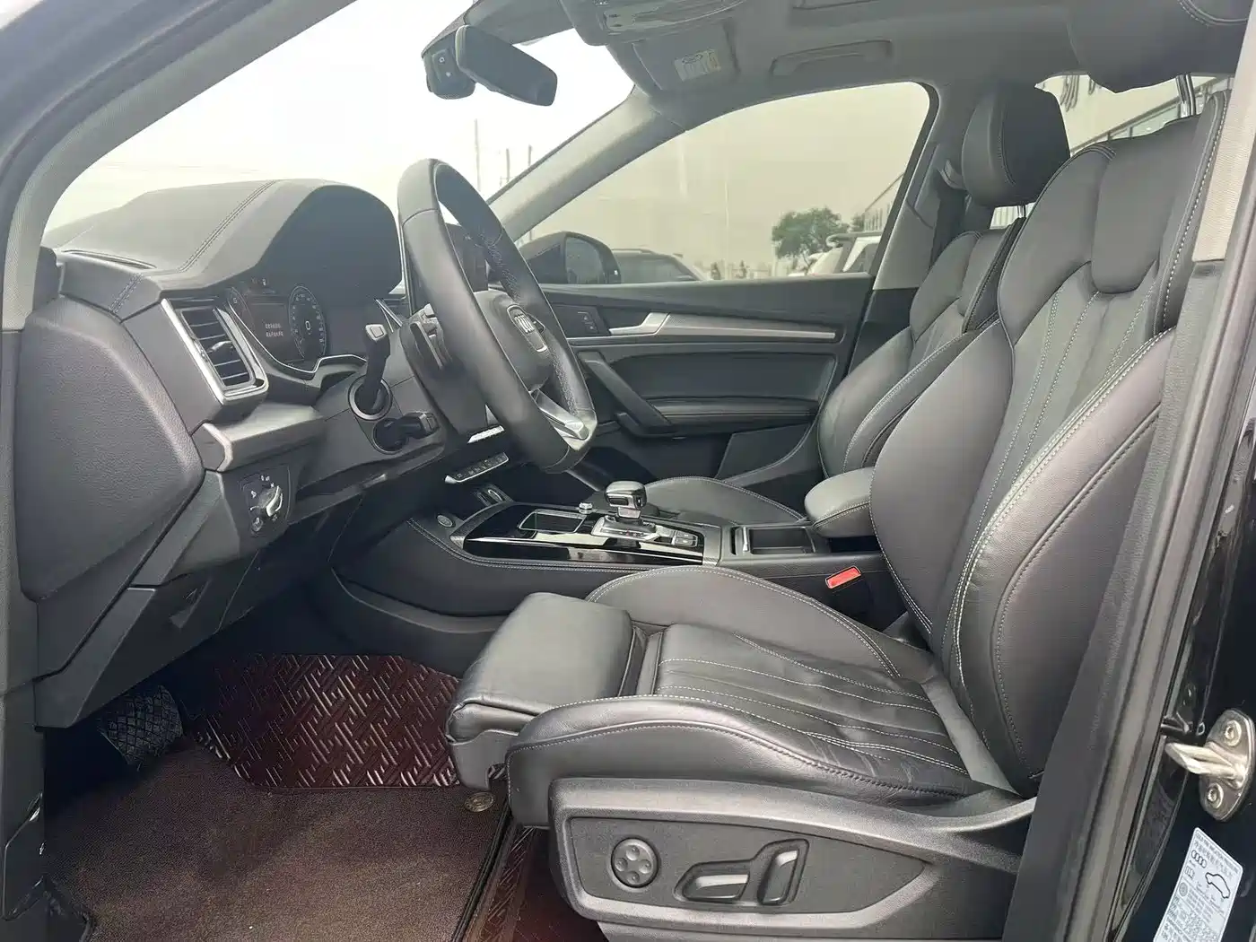 Audi Q5L 2021 40 TFSI Luxury Dynamic фото 4