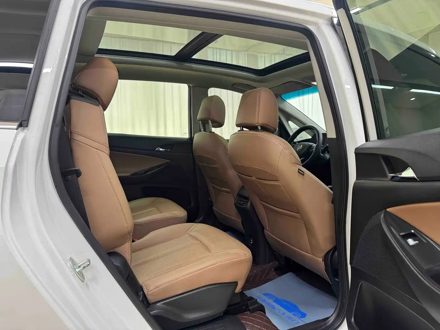 Buick GL6 2021 323T Mild Hybrid Connected Luxury фото 9