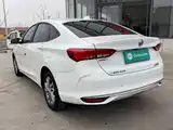 Photo 14 - Buick Verano