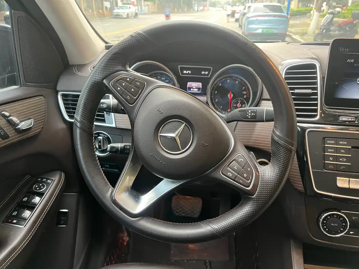 Mercedes-Benz GLE 2017 GLE 320 4MATIC Dynamic фото 29