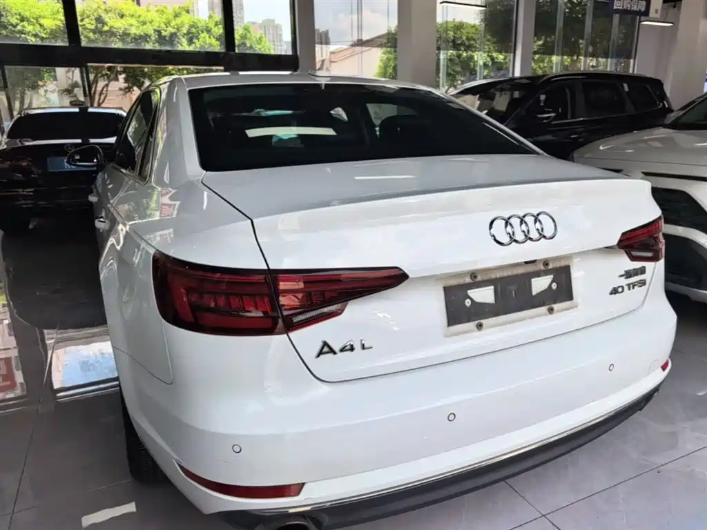 Audi A4L 2018 30th Anniversary 40 TFSI Progressive фото 5